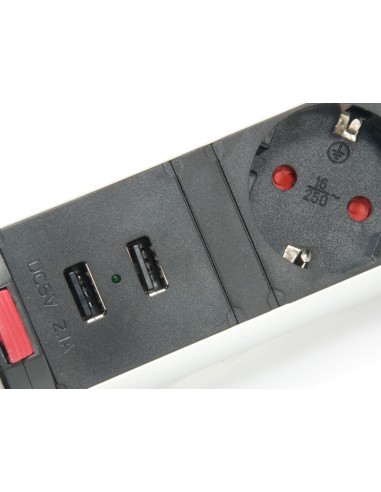 Equip 333304 unidad de distribución de energía (PDU) 3 salidas AC Negro, Plata