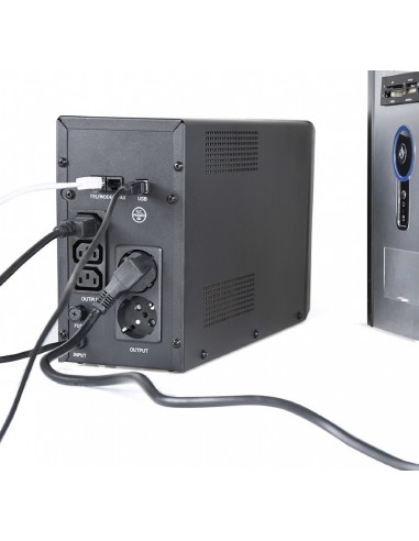 Gembird EG-UPS-035 sistema de alimentación ininterrumpida (UPS) Línea interactiva 2 kVA 1200 W 5 salidas AC