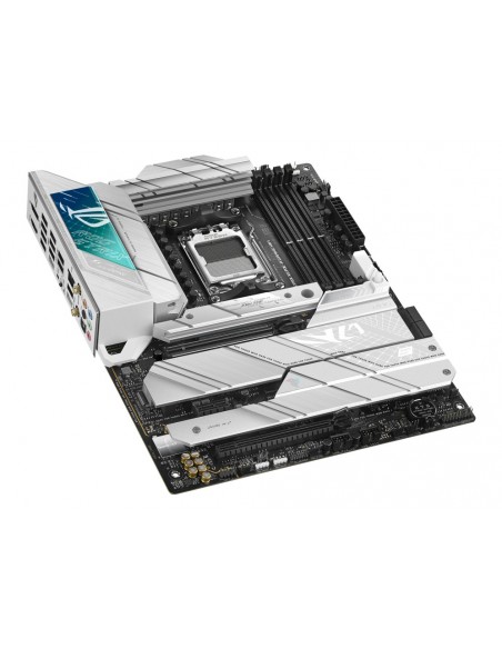 ASUS ROG STRIX X670E-A GAMING WIFI AMD X670 Zócalo AM5 ATX