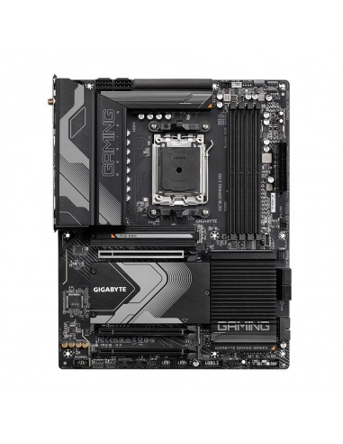 Gigabyte X670 GAMING X AX AMD X670 Zócalo AM5 ATX