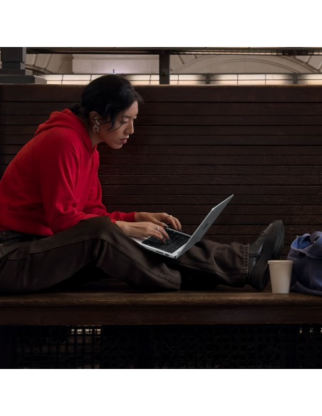 Apple MacBook Pro Portátil 36,1 cm (14.2") Apple M M3 8 GB 1 TB SSD Wi-Fi 6E (802.11ax) macOS Sonoma Plata