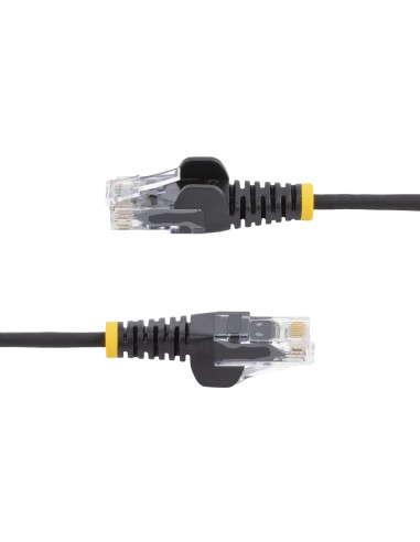StarTech.com Cable Cat6 de 2,5m - Delgado - con Conectores RJ45 sin Enganches - Negro