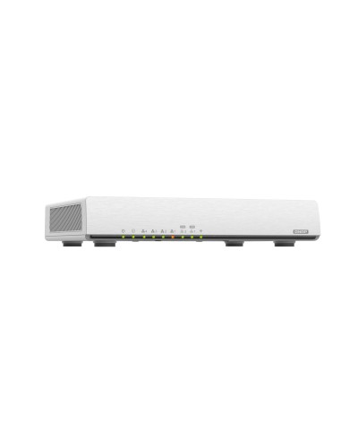 QNAP QHora-301W router inalámbrico 10 Gigabit Ethernet Doble banda (2,4 GHz   5 GHz) Blanco