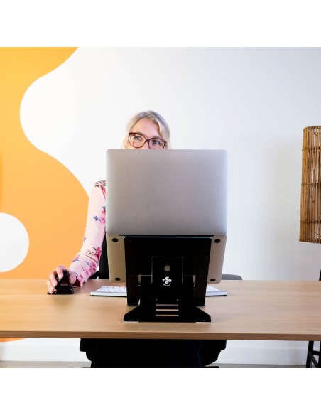 R-Go Tools Soporte para portátil R-Go Riser Document, soporte ergonómico, plegable y ajustable con portadocumentos, negro R-Go Tools Soporte para portátil R-Go Riser Document, soporte ergonómico, plegable y ajustable con portadocumentos, negro