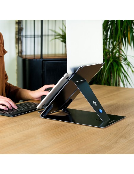 R-Go Tools Soporte para tablet y portátil R-Go Riser Duo, apto para pantallas de 10-22 pulgadas, negro R-Go Tools Soporte para tablet y portátil R-Go Riser Duo, apto para pantallas de 10-22 pulgadas, negro