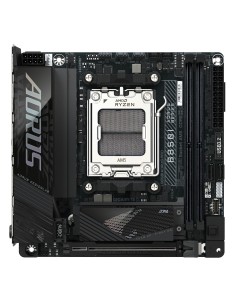 GIGABYTE B850I AORUS PRO Placa Base - Compatible con procesadores AMD Ryzen Serie 9000, VRM digital de 8+2+1 fases, hasta 2