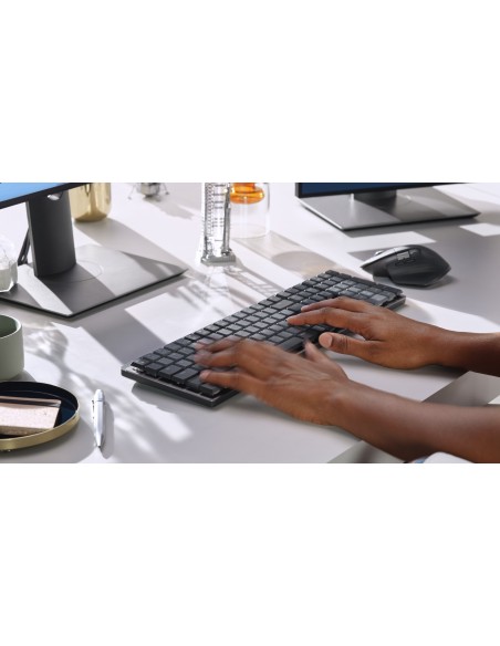 Logitech 920-010759 teclado Oficina RF Wireless + Bluetooth QWERTY Internacional de EE.UU. Grafito