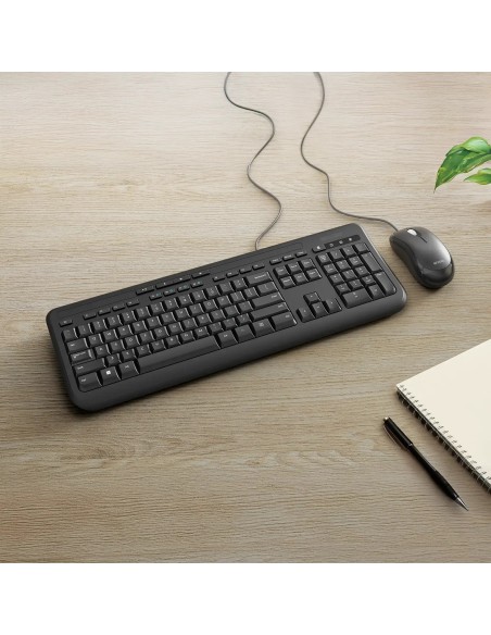 Incase Designed by Microsoft Wired Desktop 600 teclado Ratón incluido Universal USB QWERTY Alemán Negro